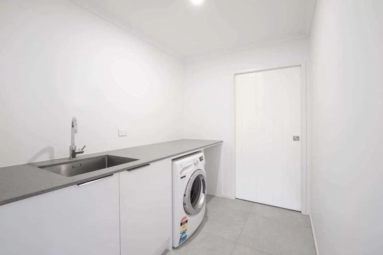 Photo of property in 73 Te Paea Avenue, Paerata, 2124