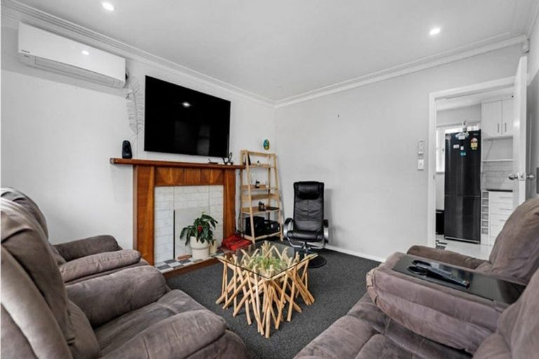 Photo of property in 5 Tui Crescent, Manurewa, Auckland, 2102