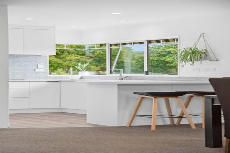 Photo of property in 8 Evergreen Glade, Papamoa Beach, Papamoa, 3118