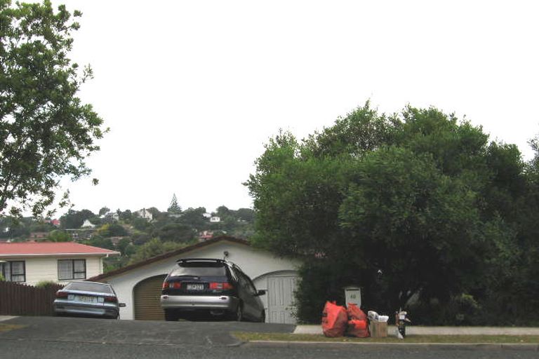 Photo of property in 48 John Downs Drive, Browns Bay, Auckland, 0630