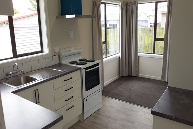 Photo of property in 31 Charlcott Street, Burnside, Christchurch, 8053