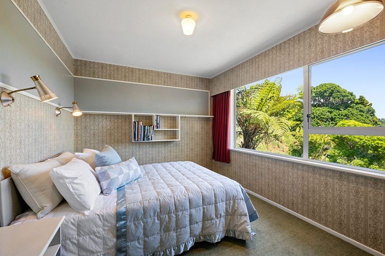 Photo of property in 16 Selwyn Street, Lower Vogeltown, New Plymouth, 4310