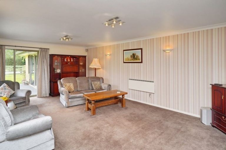 Photo of property in 10 Aintree Place, Rangiora, 7400