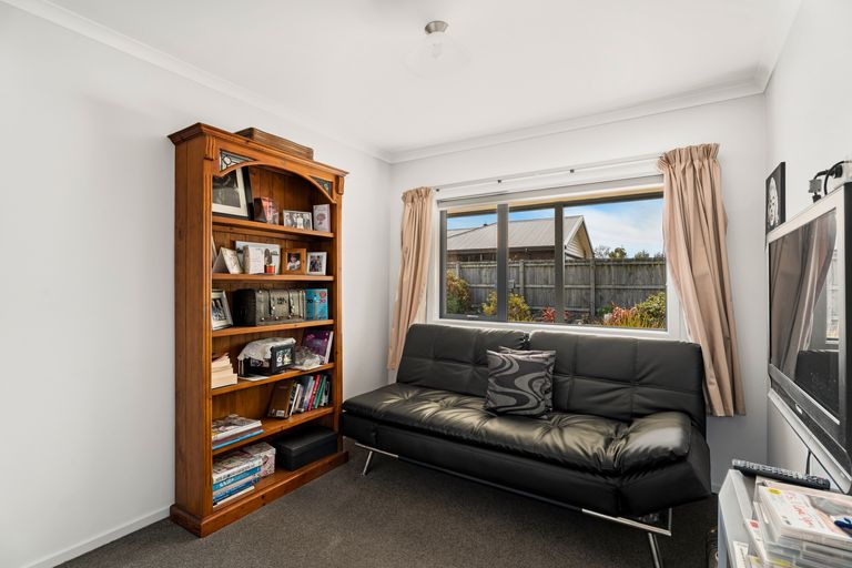 Photo of property in 135 Main Road, Luggate, Cromwell, 9383