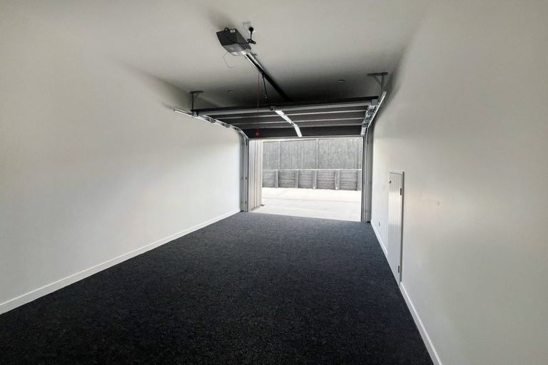 Photo of property in 4/29 Brandon Road, Glen Eden, Auckland, 0602