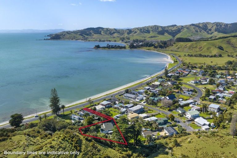 Photo of property in 1431 Clevedon Kawakawa Road, Kawakawa Bay, Papakura, 2585