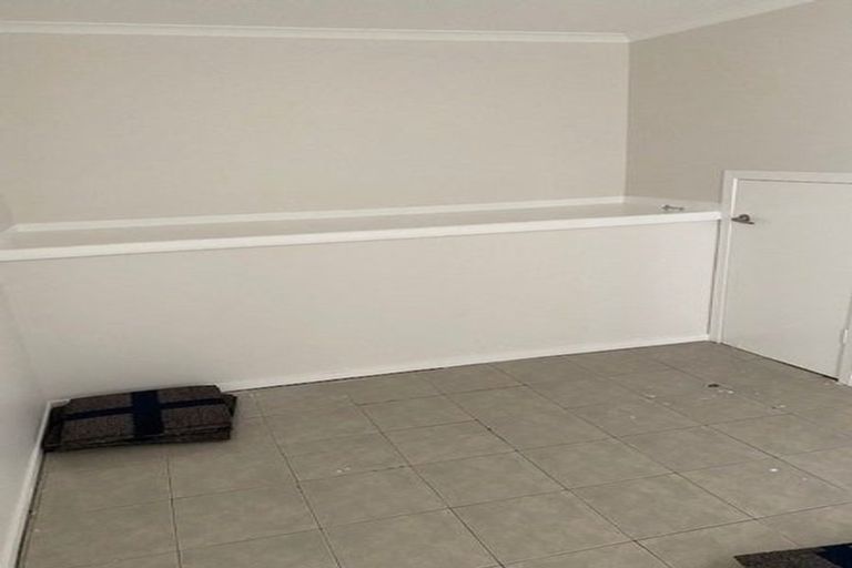 Photo of property in 7 Cheshire Street, Cannons Creek, Porirua, 5024