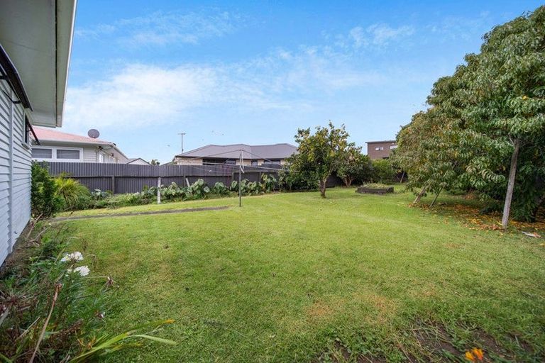 Photo of property in 24 Lyncroft Street, Mangere East, Auckland, 2024