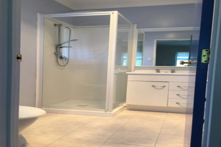 Photo of property in 11a Gibson Street, Fenton Park, Rotorua, 3010