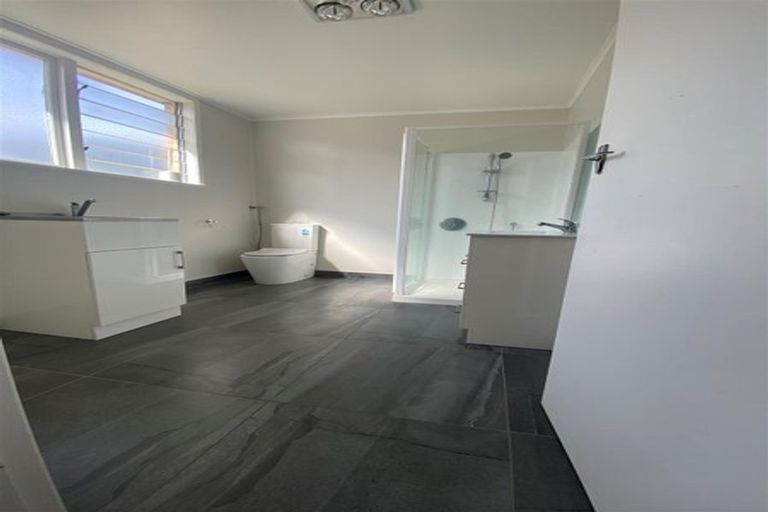 Photo of property in 1 Addison Street, Blockhouse Bay, Auckland, 0600