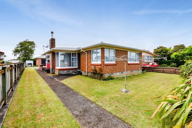 Photo of property in 239 Mangorei Road, Merrilands, New Plymouth, 4312