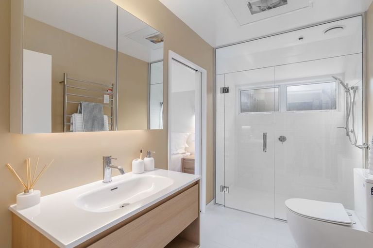 Photo of property in 1/129 Papanui Road, Merivale, Christchurch, 8014