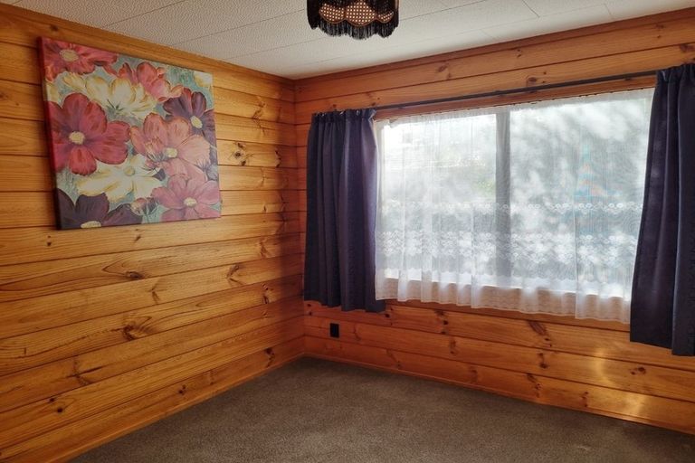 Photo of property in 108a Mana Esplanade, Paremata, Porirua, 5026