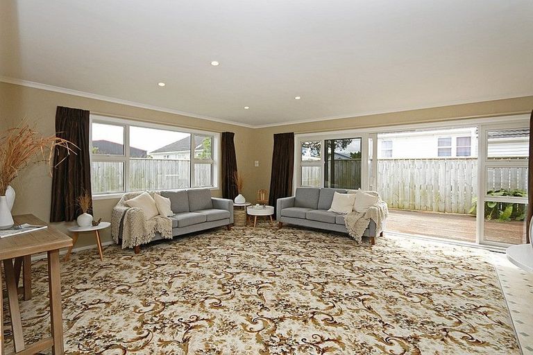 Photo of property in 32 Ihaia Road, Opunake, 4616