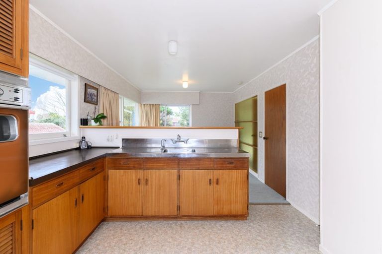 Photo of property in 4 Kerrymaria Place, Hillcrest, Auckland, 0627