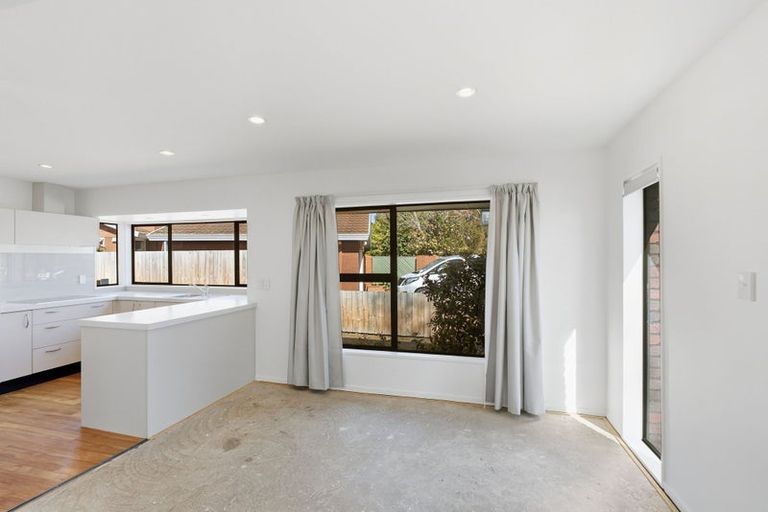 Photo of property in 3 Annell Place, Burnside, Christchurch, 8053