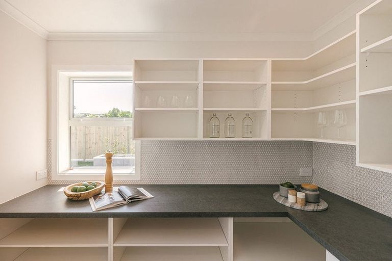 Photo of property in 2 Gratitude Way, Kelvin Grove, Palmerston North, 4414