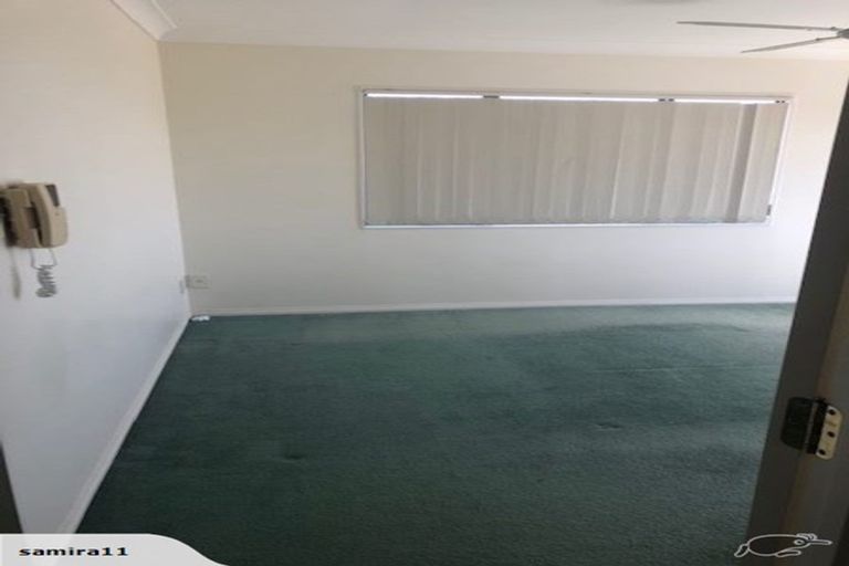 Photo of property in 25 The Enclave, Totara Heights, Auckland, 2105