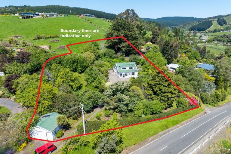 Photo of property in 20 Greenhithe Street, Waihola, Milton, 9073