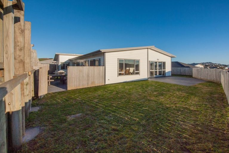 Photo of property in 187 Mark Avenue, Grenada Village, Wellington, 6037