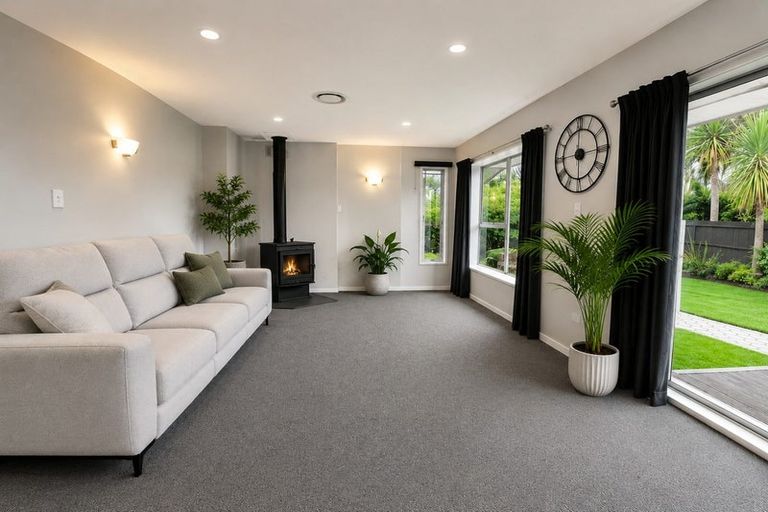 Photo of property in 39 Gibbs Drive, Woodend, 7610