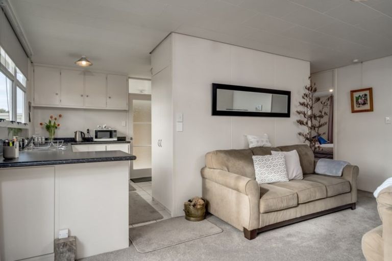 Photo of property in 4 Tahara Crescent, Mount Maunganui, 3116