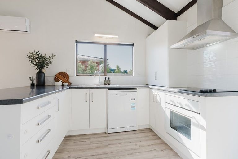 Photo of property in 8c Macdonald Road, Glenview, Hamilton, 3206