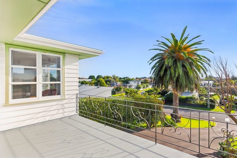 Photo of property in 52 Kiwi Road, Raumati Beach, Paraparaumu, 5032