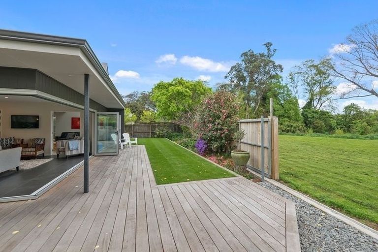 Photo of property in 141 Ashgrove Terrace, Somerfield, Christchurch, 8024