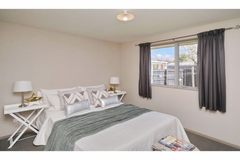 Photo of property in 15b Roberts Road, Hei Hei, Christchurch, 8042