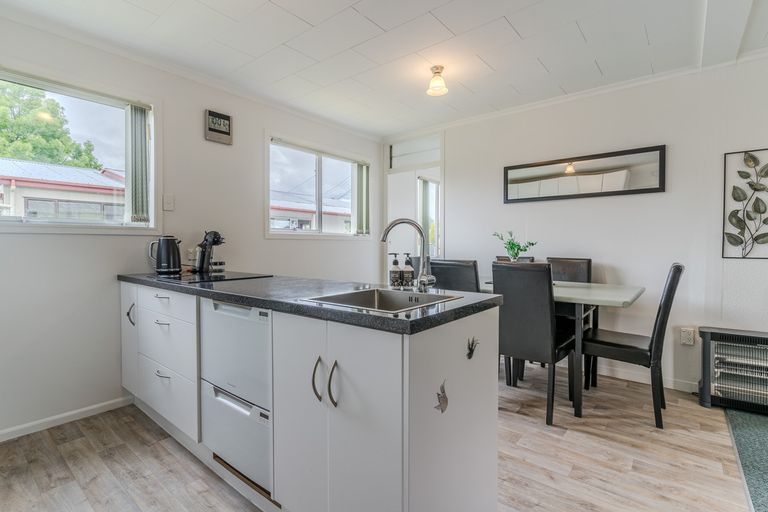 Photo of property in 15 Macaulay Place, Twizel, 7901