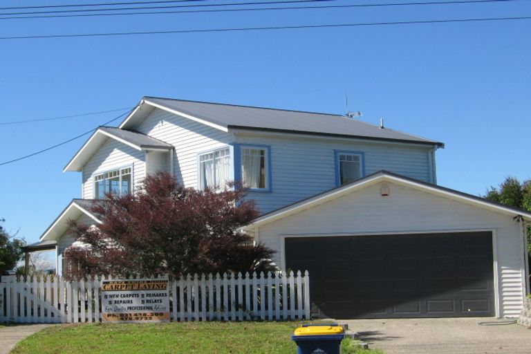 Photo of property in 2/140 Arran Road, Browns Bay, Auckland, 0630
