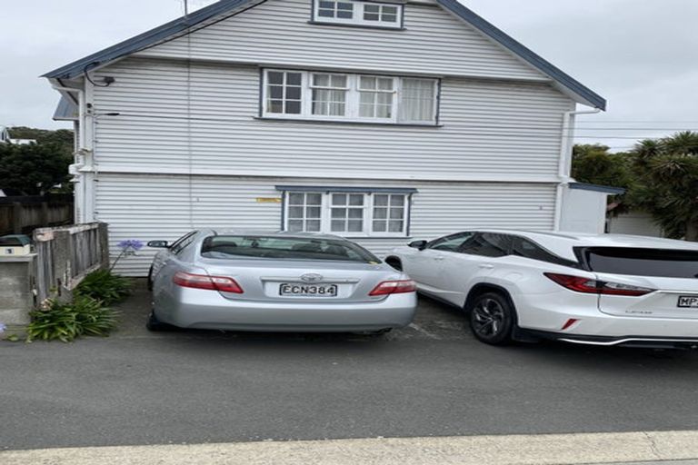 Photo of property in 46 Wright Street, Mount Cook, Wellington, 6021