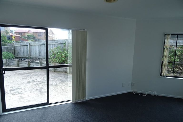 Photo of property in 1 Norwood Place, Johnsonville, Wellington, 6037