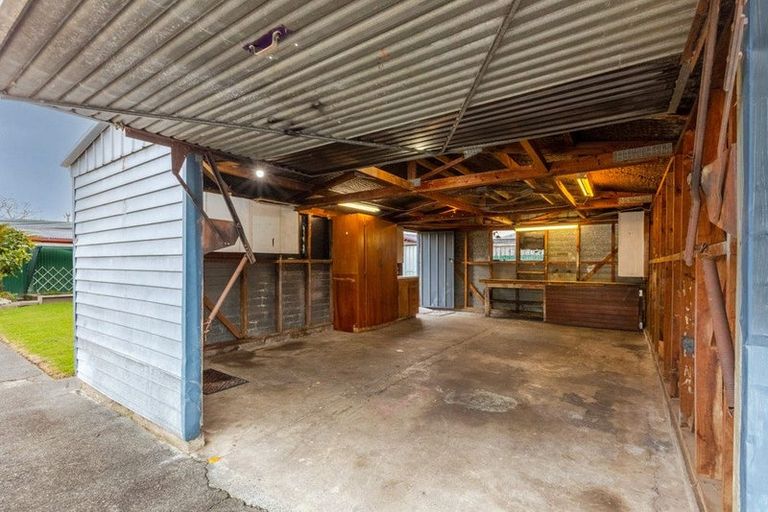 Photo of property in 24 Merton Crescent, Pirimai, Napier, 4112