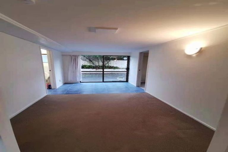 Photo of property in 154 Weatherly Road, Torbay, Auckland, 0630