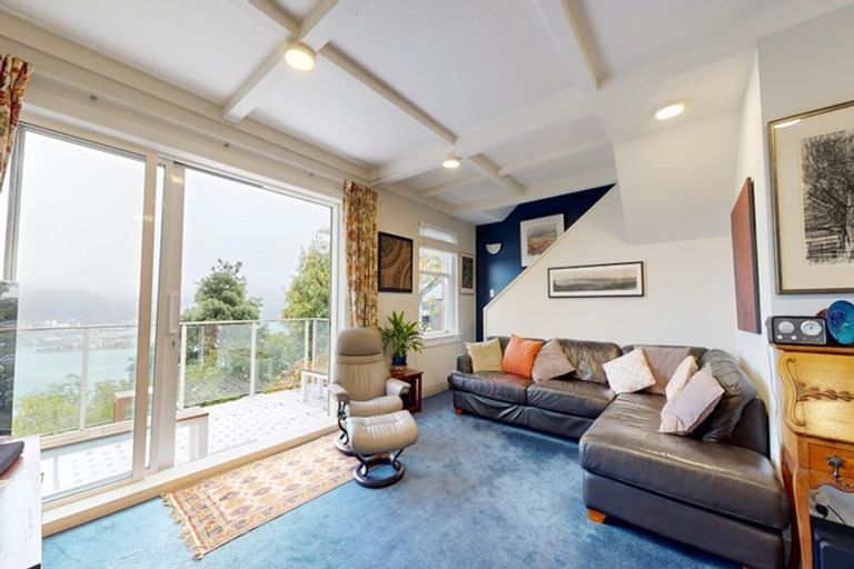 Photo of property in 55 Palliser Road, Roseneath, Wellington, 6011