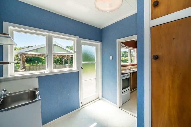 Photo of property in 27 Goldsborough Avenue, Raumati Beach, Paraparaumu, 5032