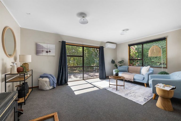 Photo of property in 80 Hawkesbury Road, Hawkesbury, Blenheim, 7272