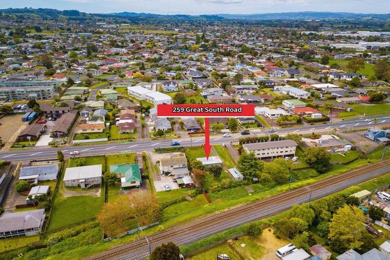 Photo of property in 259 Great South Road, Manurewa, Auckland, 2102