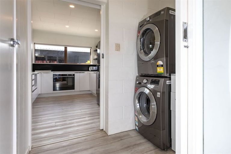 Photo of property in 142 Captain Cook Road, Cooks Beach, Whitianga, 3591