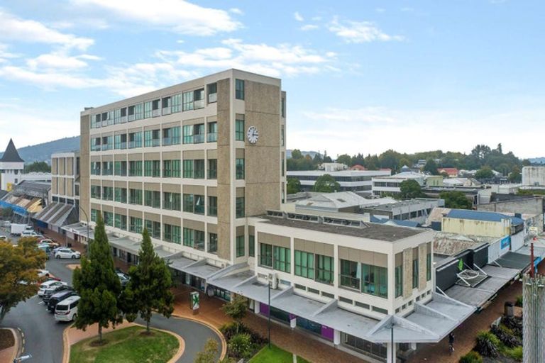 Photo of property in 1193 Hinemoa Street, Rotorua, 3010