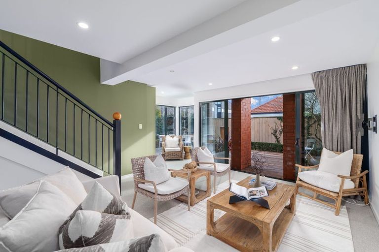 Photo of property in 1/56 Hewitts Road, Merivale, Christchurch, 8014