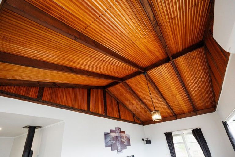 Photo of property in 27 Punga Street, Tangimoana, 4822