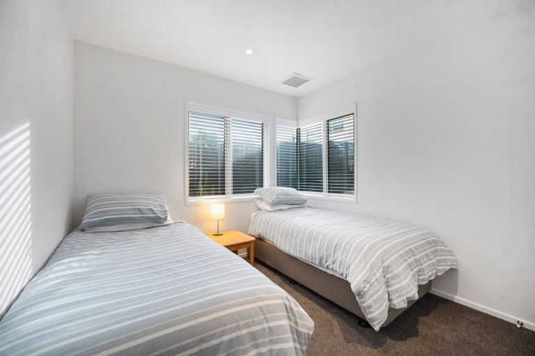 Photo of property in 2/2 Rahopara Street, Castor Bay, Auckland, 0620