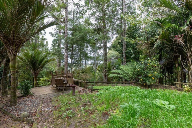 Photo of property in 45 Paturoa Road, Titirangi, Auckland, 0604
