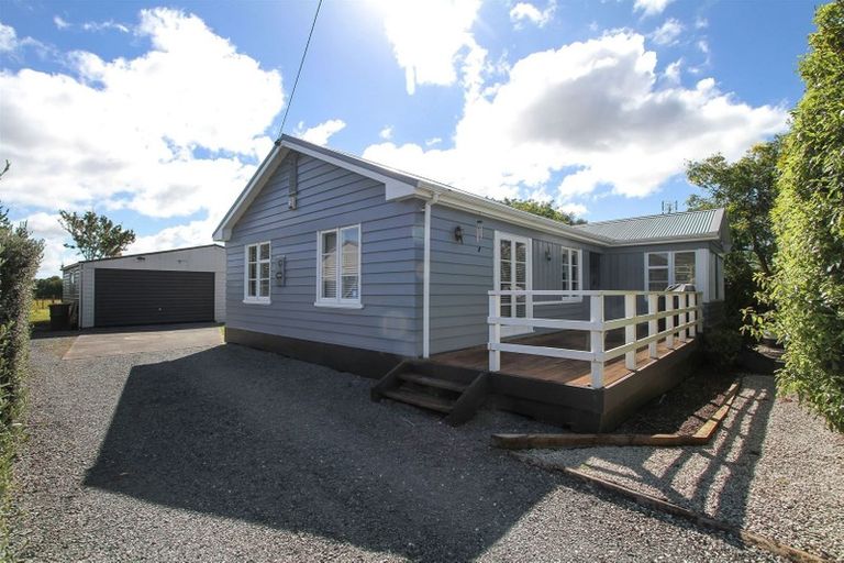 Photo of property in 7 Buchanan Road, Kingseat, Papakura, 2580