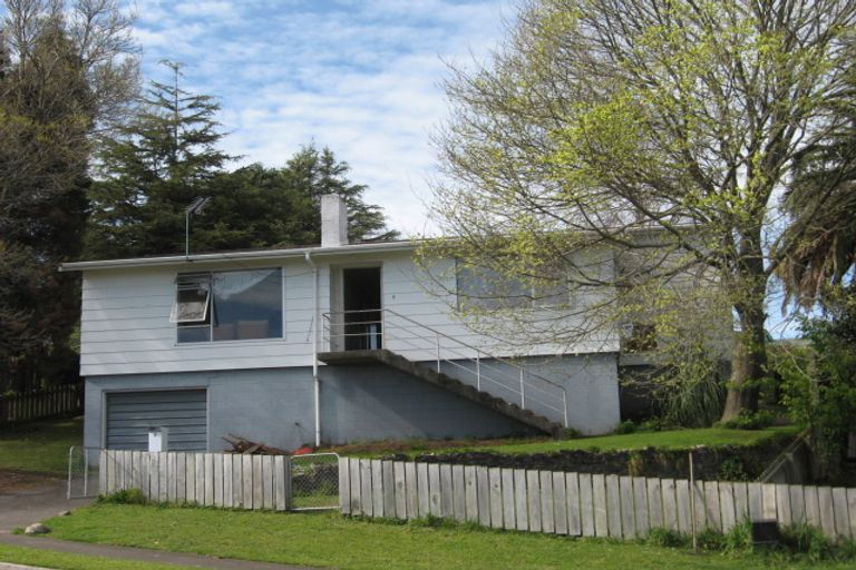 Photo of property in 9 Corinna Street, Welcome Bay, Tauranga, 3112