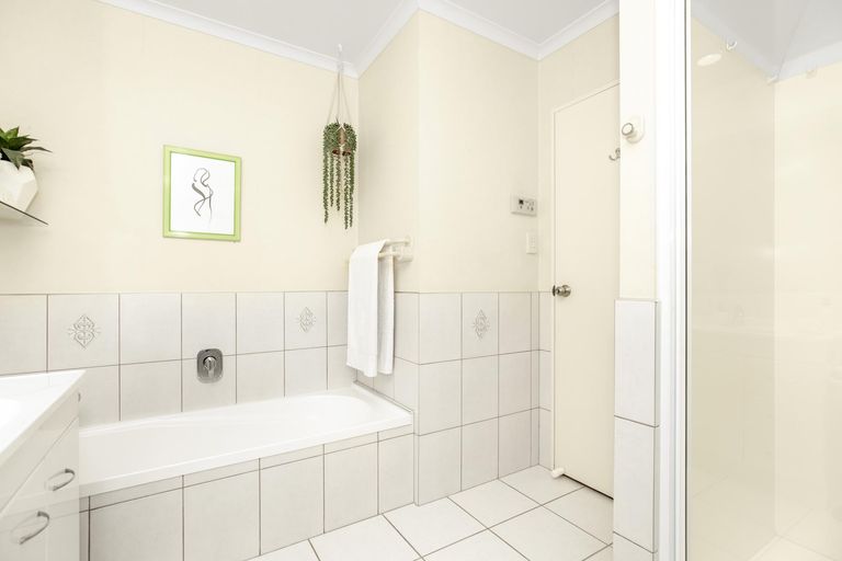 Photo of property in 30 Blackwood Drive, Wattle Downs, Auckland, 2103