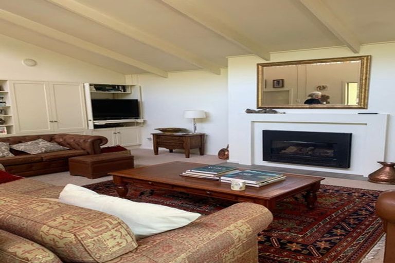 Photo of property in 98 Te Mata Peak Road, Havelock North, 4130